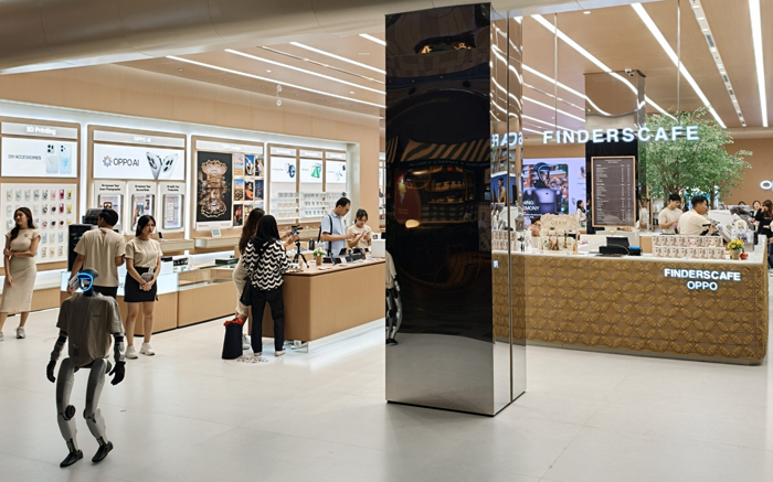 OPPO Flagship Store Gandaria City