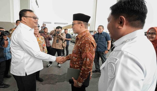 Wamendagri: Deli Serdang Termasuk Kabupaten Ber-APBD Besar, Tantangannya Setara Gubernur