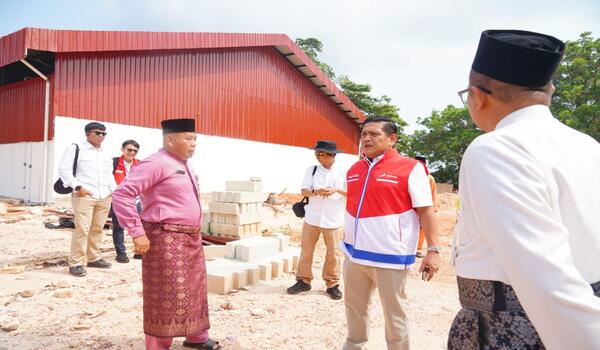 Dukung Ekosistem Usaha Nelayan, Komisaris Pertamina Patra Niaga Tinjau Calon Lokasi SPBUN Galang Baru