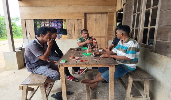 Babinsa Ingatkan Bahaya Buka Lahan dengan Membakar
