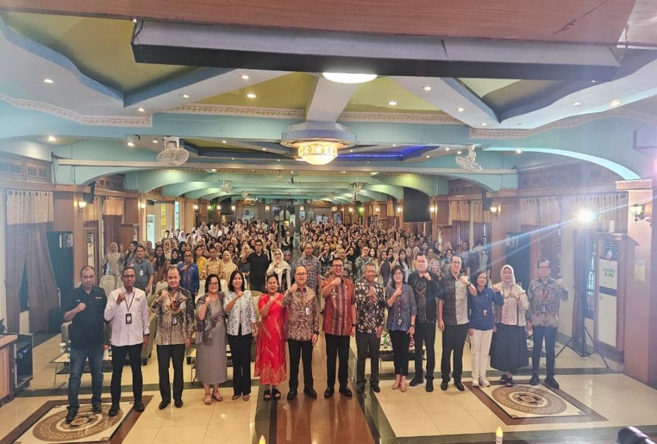 Dorong Mahasiswa Cerdas Finansial, BRI Lubuk Pakam dan OJK Gelar Edukasi Inklusi Keuangan di Institut Medistra Deli Serdang