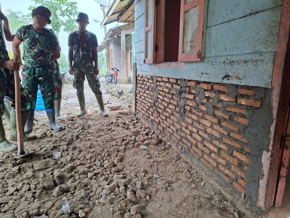 Satgas TMMD Ke-130 Kodim 0206/Dairi Pengerjaan RTLH