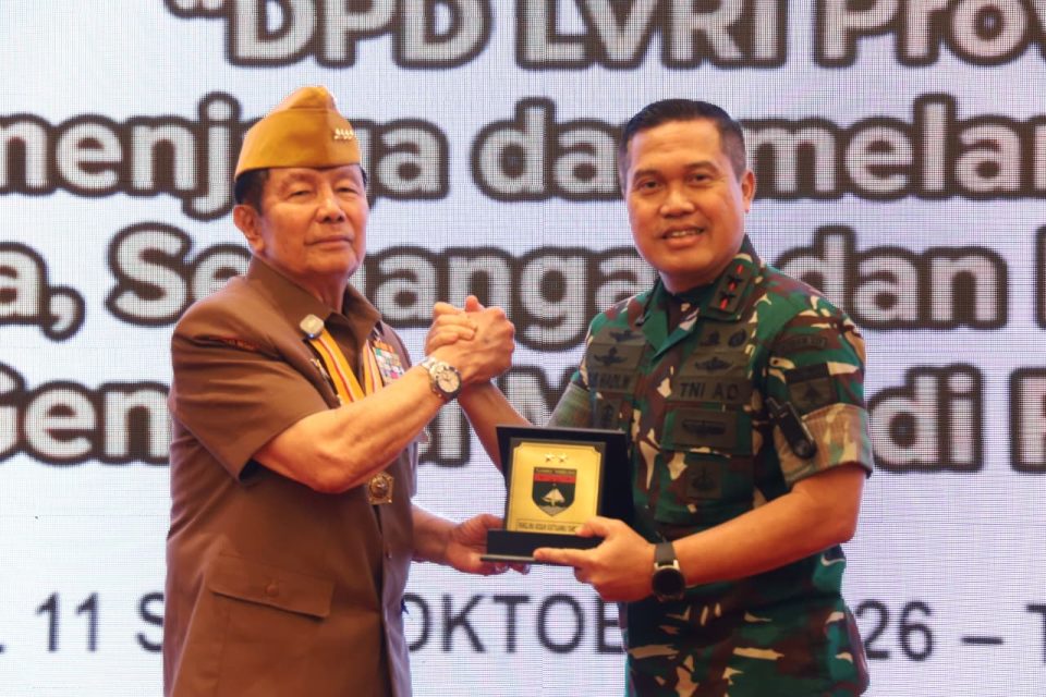 Pangdam XIX/Tuanku Tambusai Hadiri Musda XI LVRI Riau, Perkuat Semangat Kejuangan Veteran